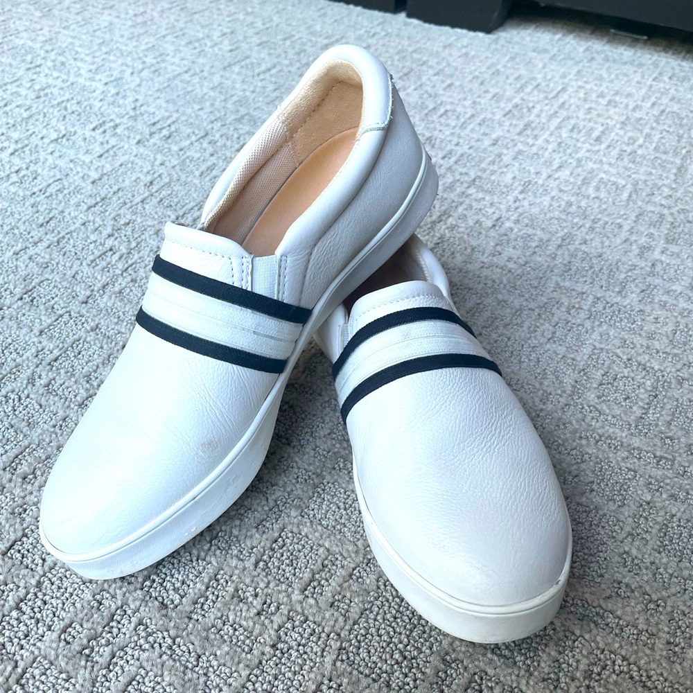 Dr Scholl’s slip on sneakers